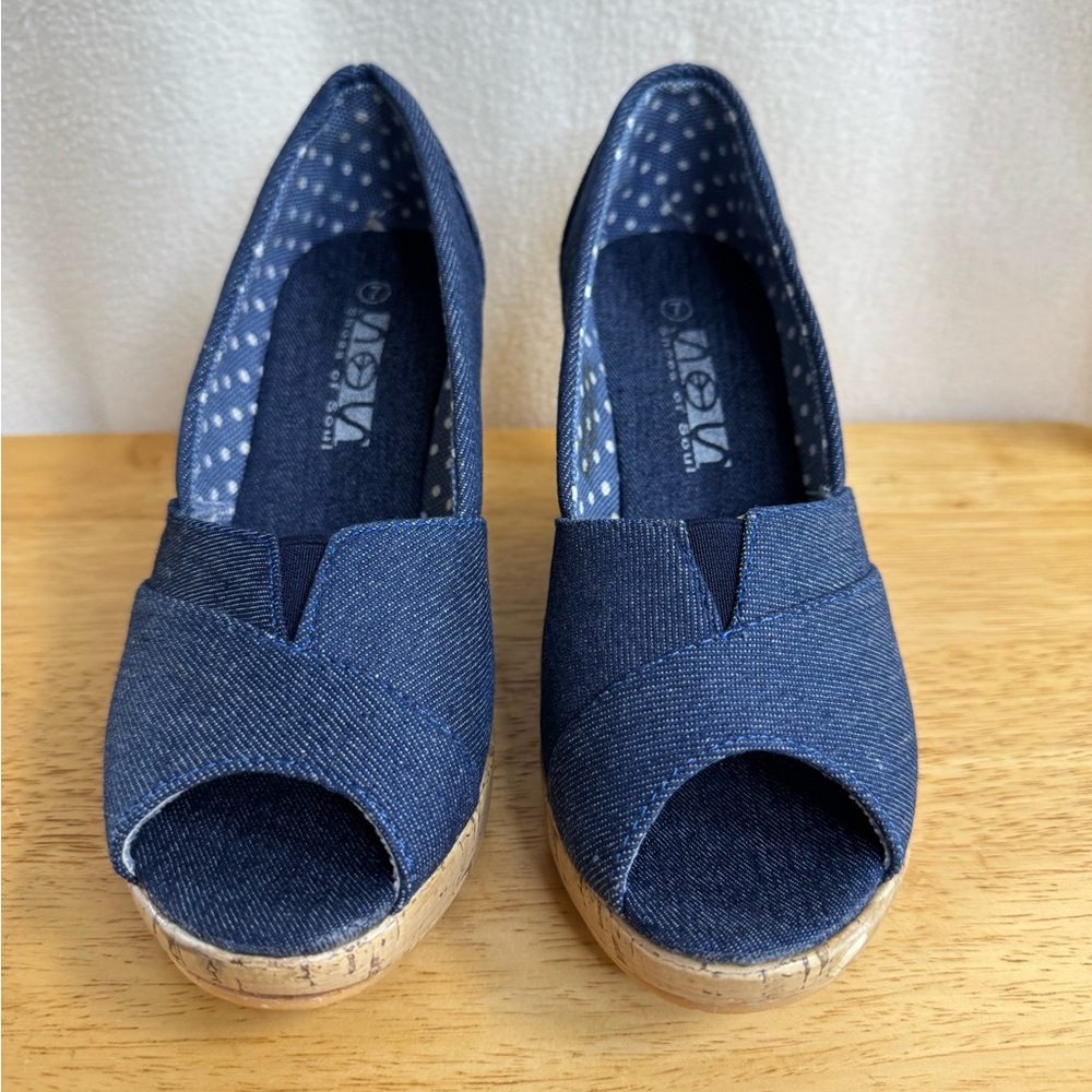 Open-Toe Wedge Heels in Blue Denim, Casual Comfortable, Slip-On, Size 7 👖